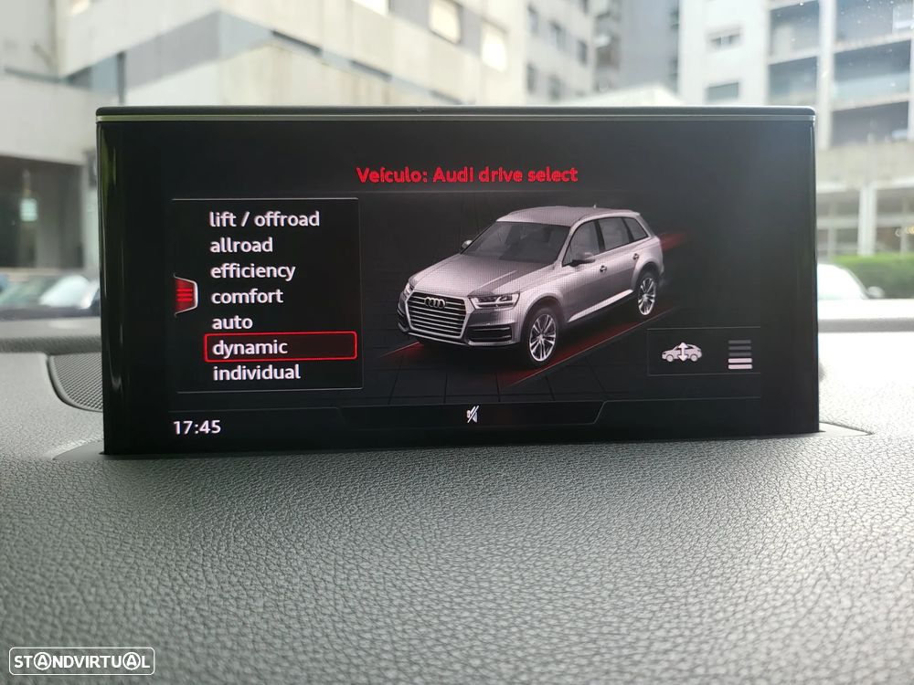 Audi Q7 3.0 TDI quattro tiptronic 7L - 9