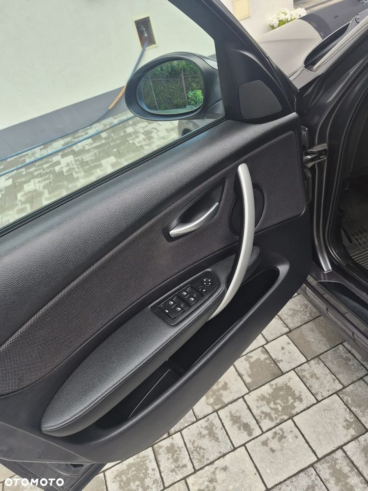 BMW Seria 1 - 19