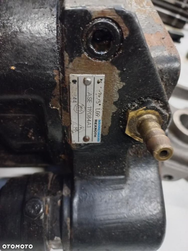 Case IH Maxxum 5120,5130,5140,5140 skrzynia biegów 1341054C6,most carraro 709/S2,silnik 4T-390,podnośnik,hydraulika,kosz,pompa 119084A1,cewka,zawór,atak,przystawka,łożysko,119625A2,119411A3,600798,1971474C3,221441A1,1986867C1, - 12