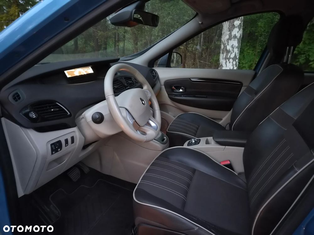 Renault Scenic 2.0 16V Privilege CVT Euro5 - 11