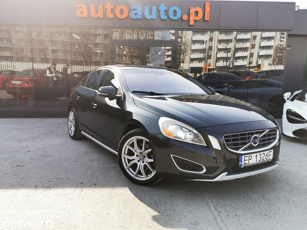 Volvo S60 T6 AWD Geartronic Summum - 1