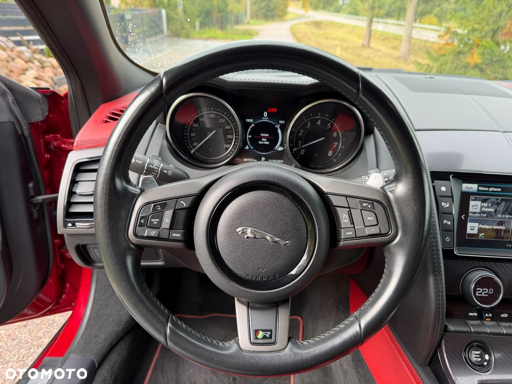 Jaguar F-Type R AWD - 25