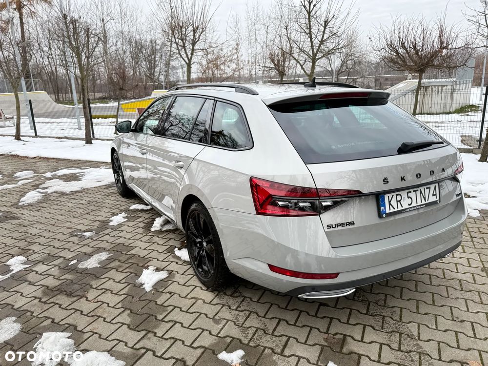 Skoda Superb 2.0 TDI SCR 4x4 Sportline DSG - 3