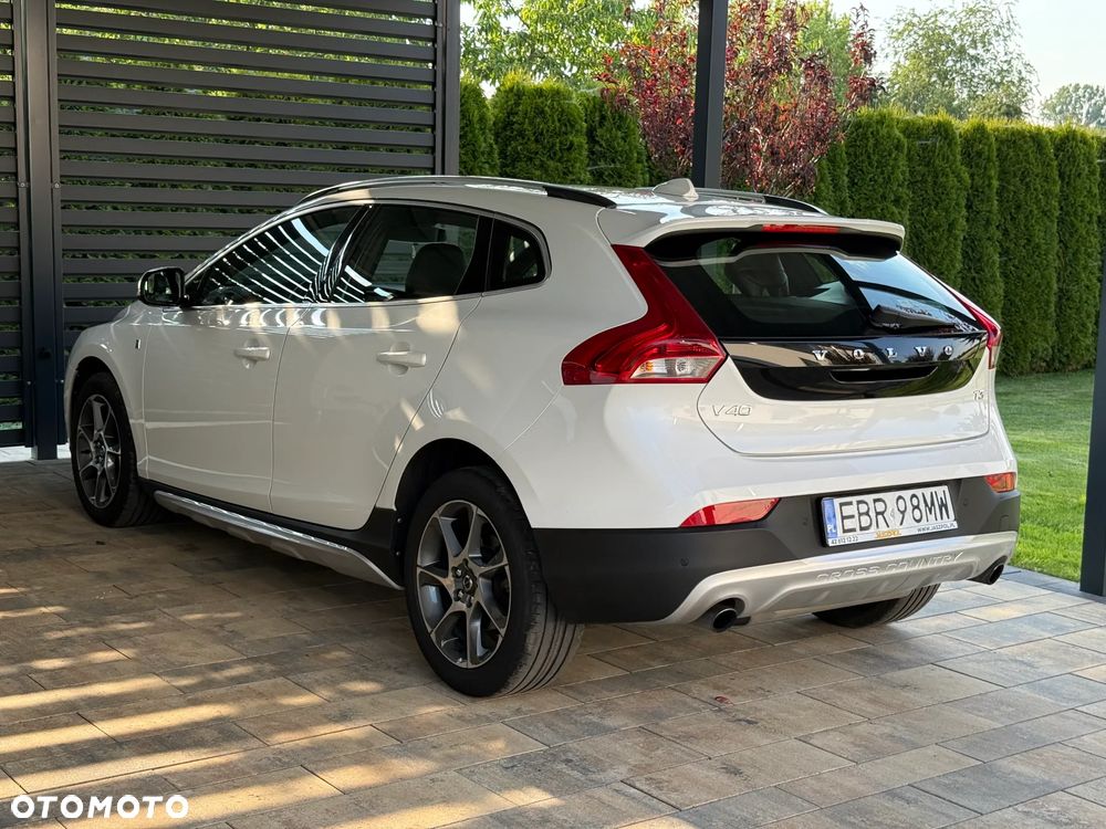Volvo V40 - 8