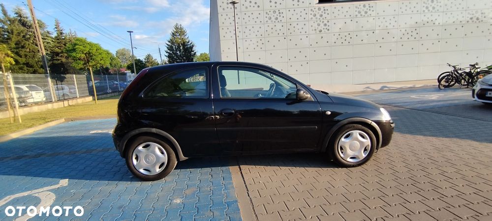 Opel Corsa - 4
