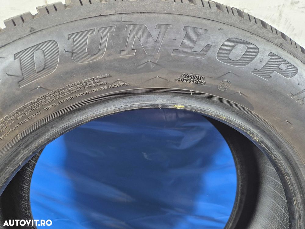 215/60/16  95H Dunlop - 5