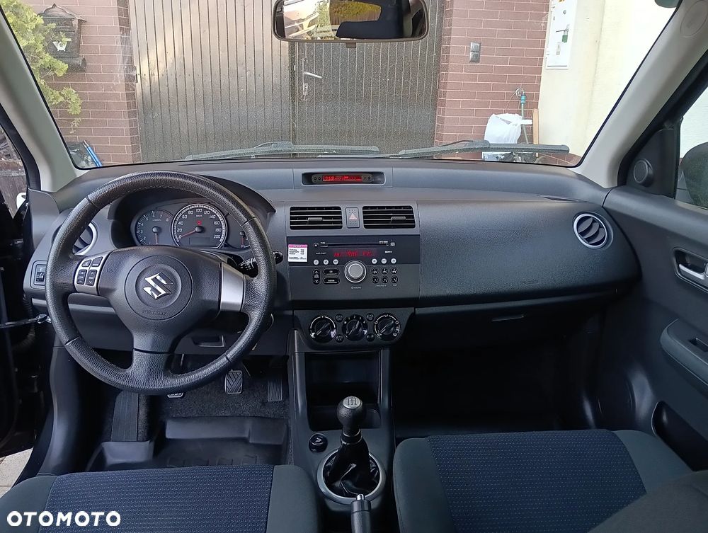 Suzuki Swift 1.3 Comfort - 12