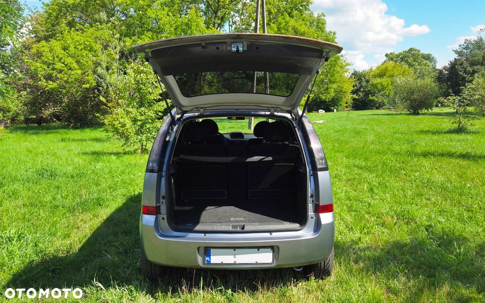 Opel Meriva - 11
