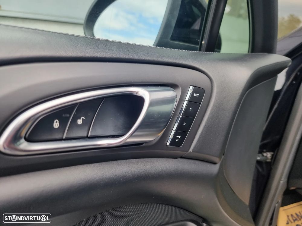Porsche Cayenne Tiptronic S - 11
