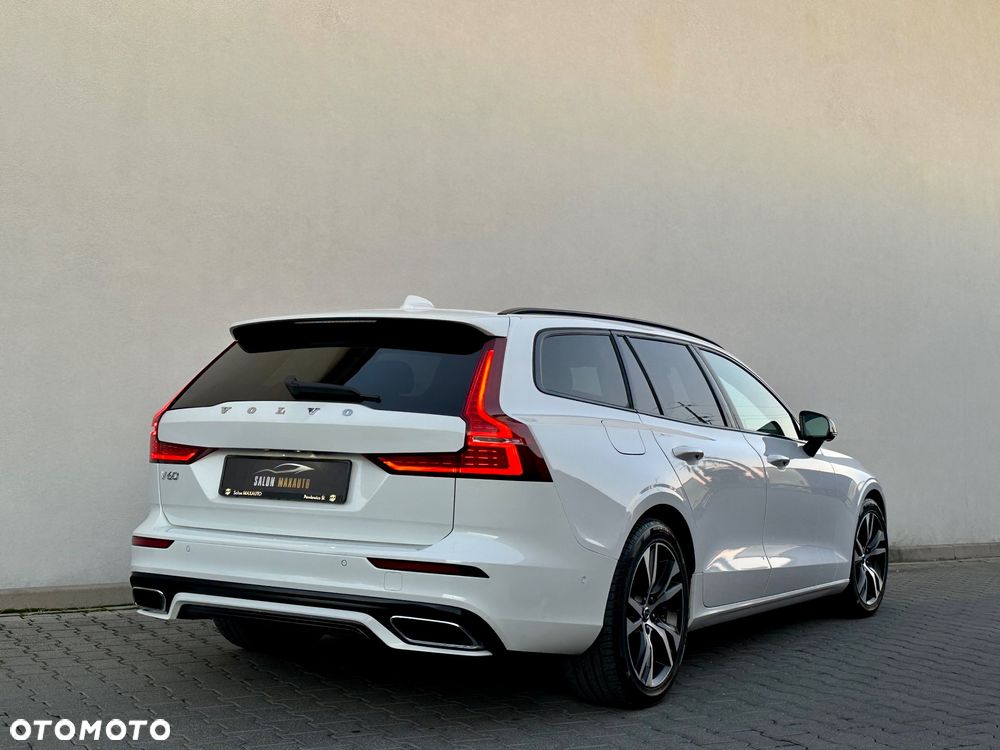 Volvo V60 T6 AWD Recharge Geartronic RDesign - 14