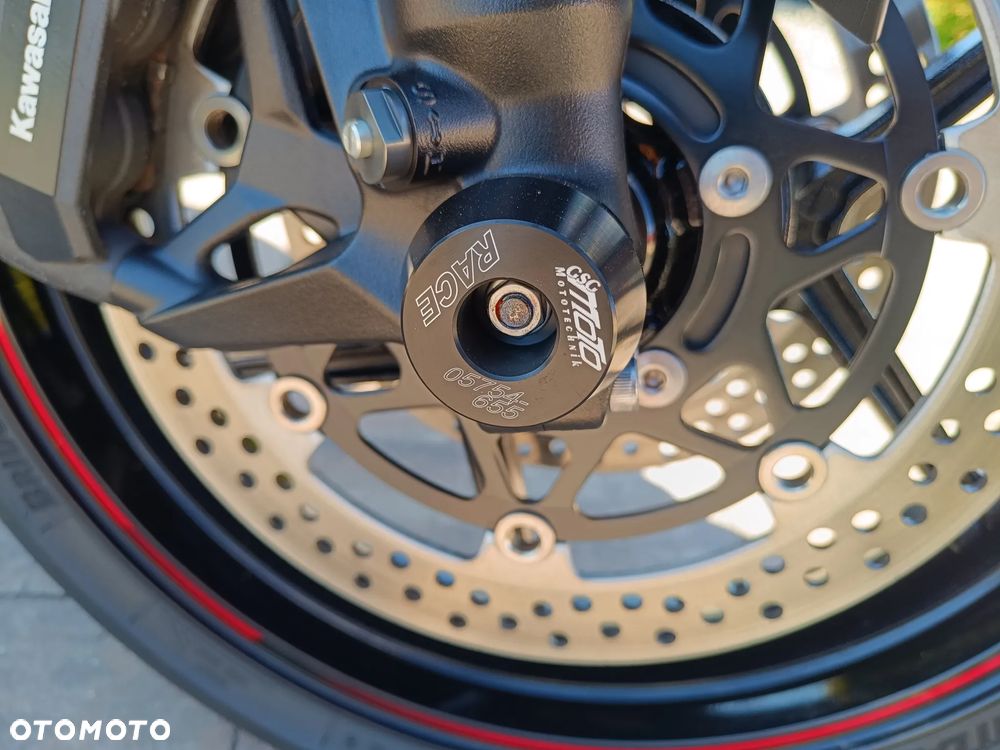 Kawasaki Ninja 1000 SX - 16