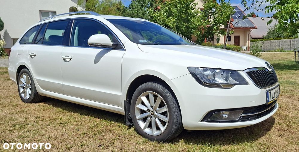 Skoda Superb 2.0 TDI Ambition - 3