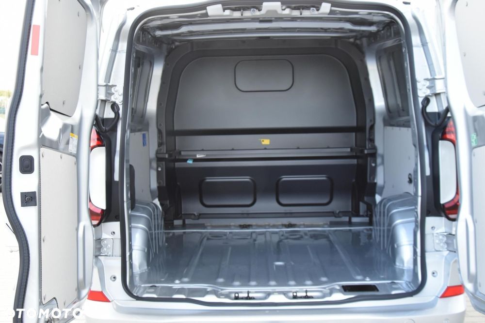 Volkswagen Transporter - 9