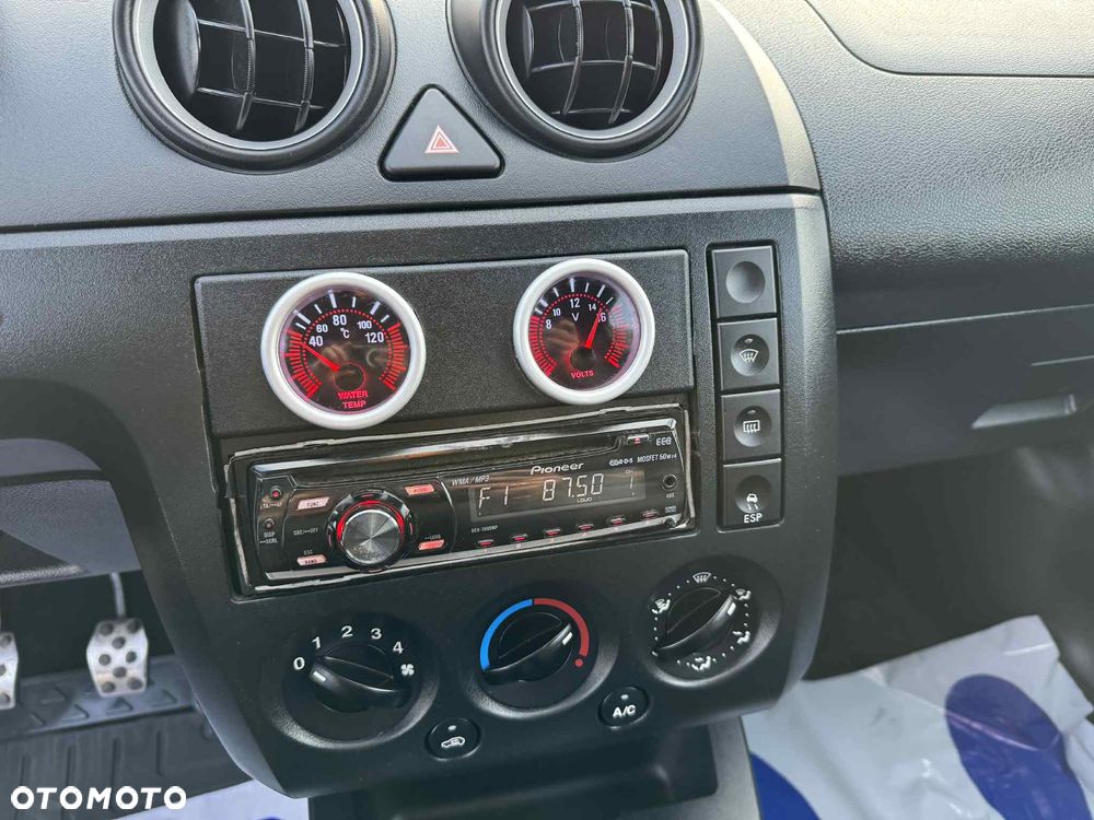 Ford Fiesta 2.0 ST - 13