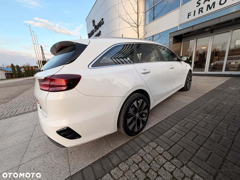 Kia Ceed 1.6 CRDi DCT Spirit - 30