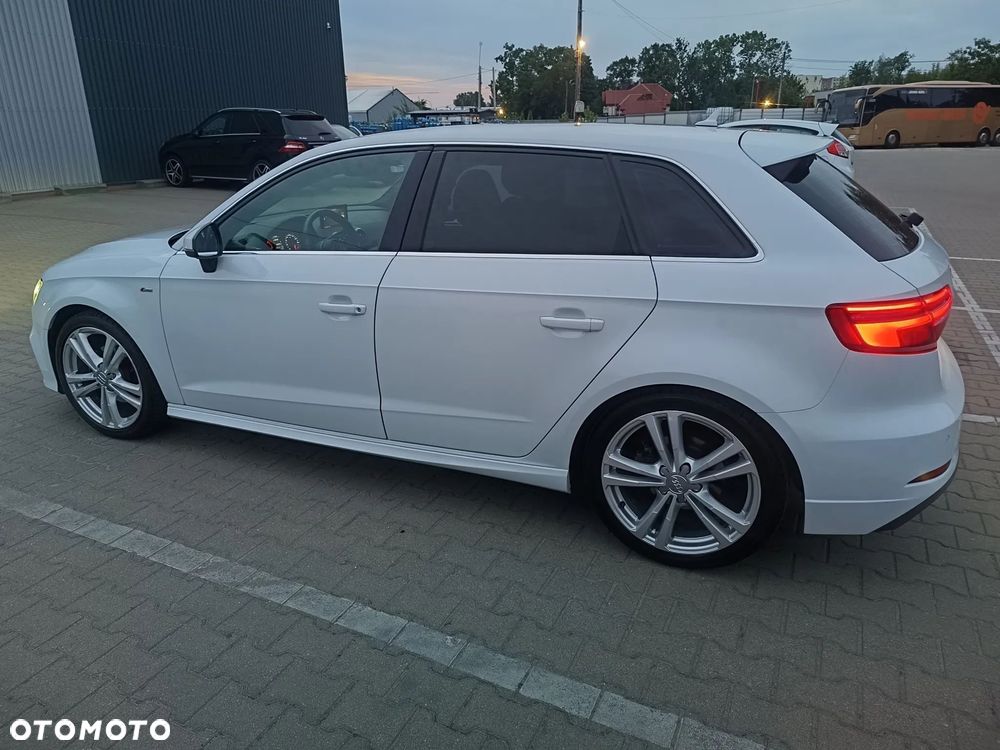 Audi A3 Sportback 2.0 TDI - 21