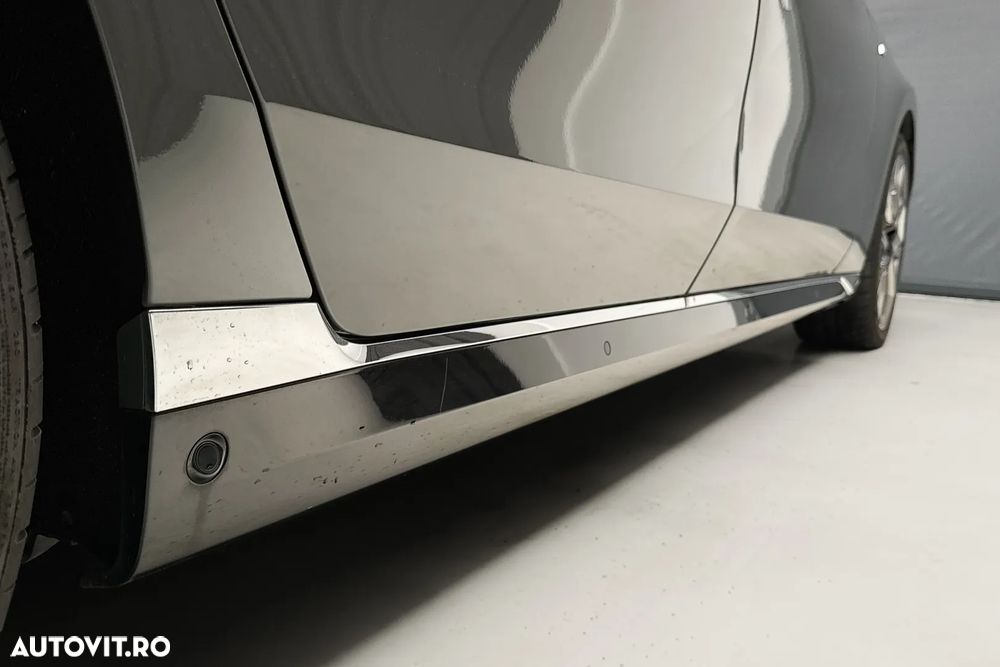 BMW Seria 7 740d xDrive MHEV - 10