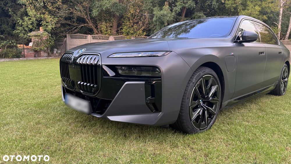 BMW Seria 7 750e PHEV xDrive Individual Edition sport - 15