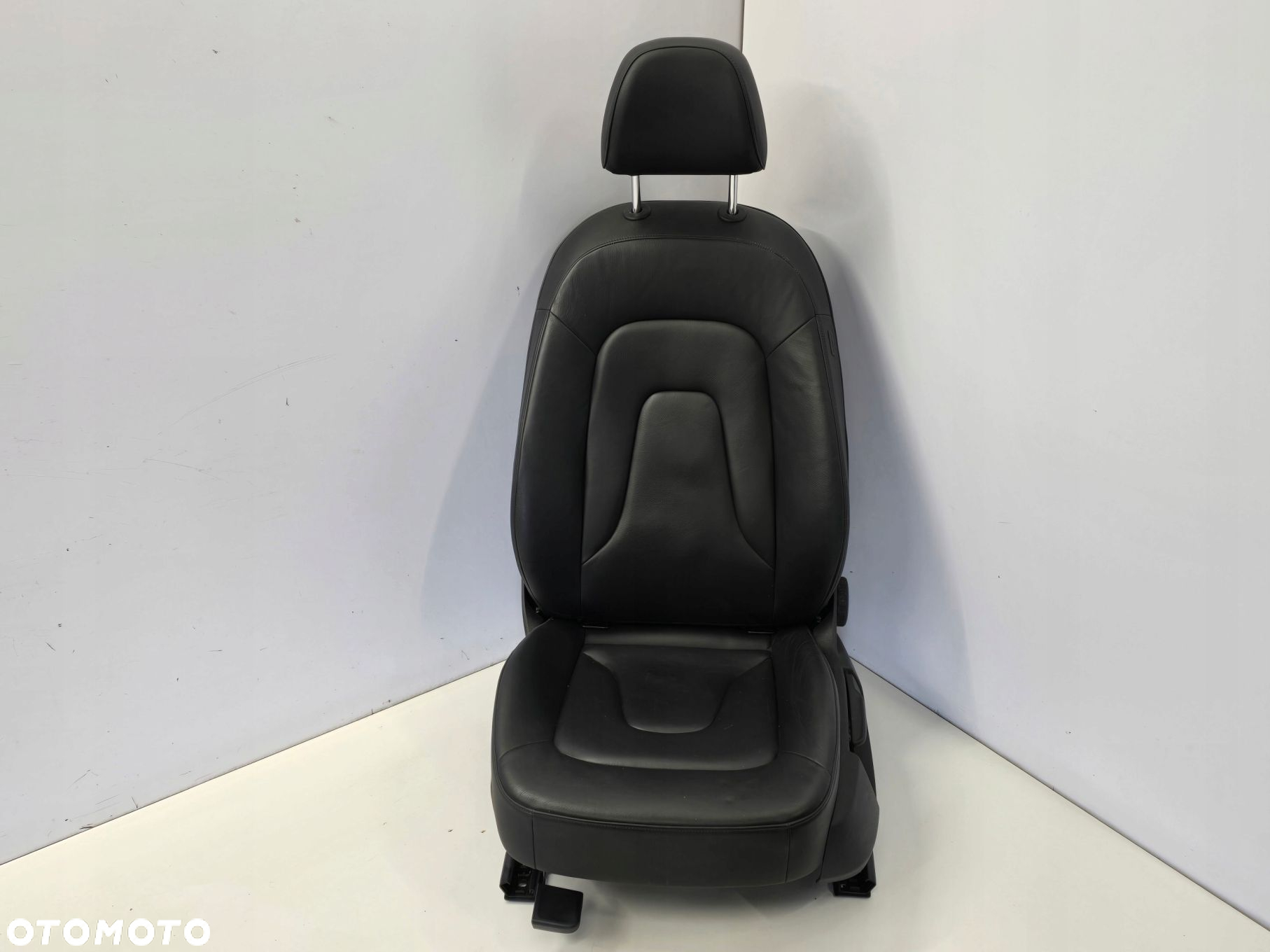 AUDI A4 B8 KOMBI 12R FOTELE KANAPA BOCZKI - 5