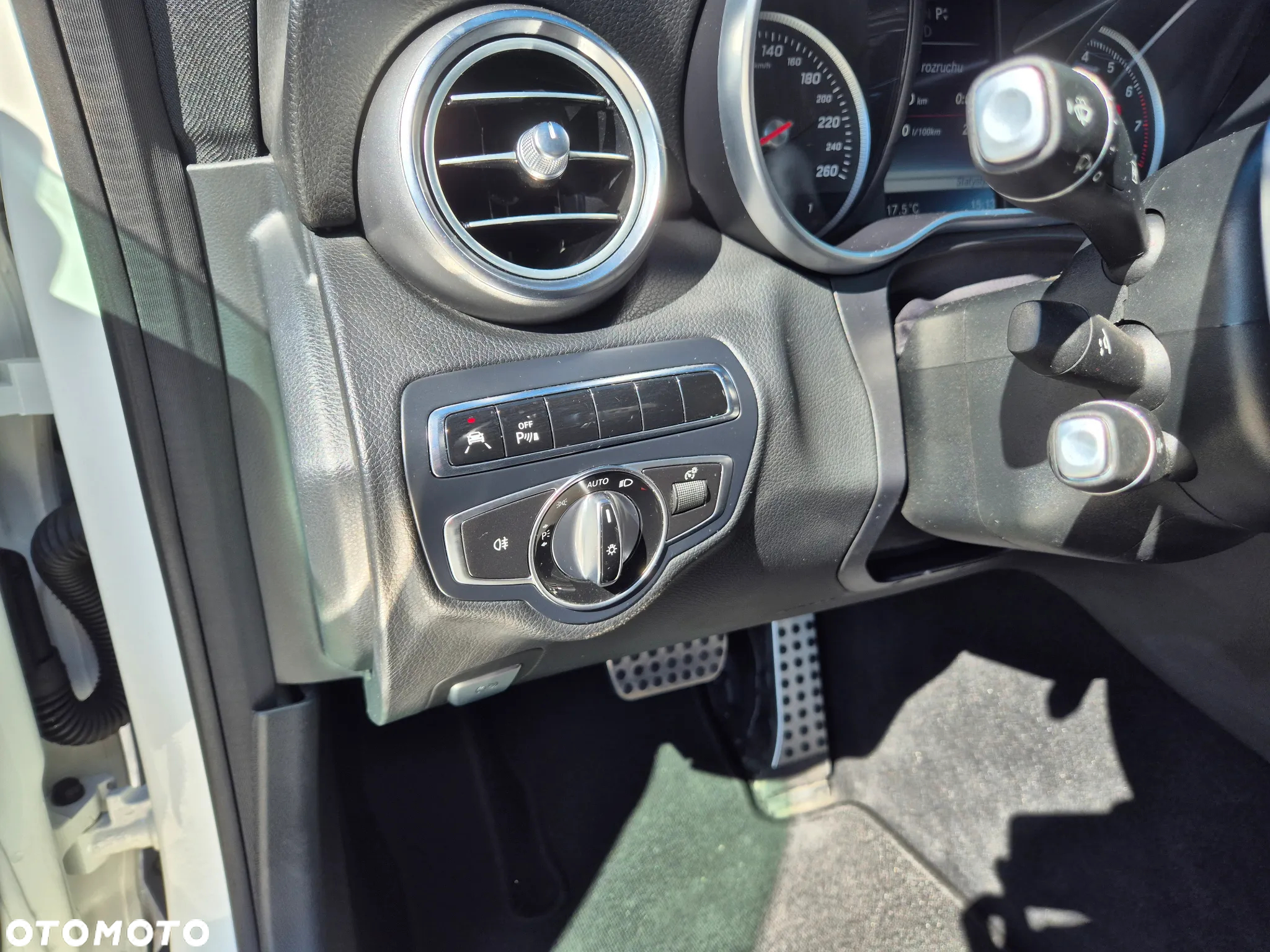 Mercedes-Benz Klasa C 300 7G-TRONIC - 11