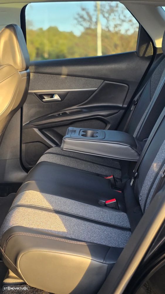 Peugeot 3008 BlueHDi 120 Stop & Start EAT6 Allure - 32