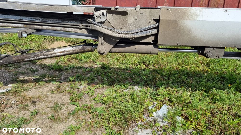 taśmociąg do betonu LIEBHERR LTB 12+4 - 7