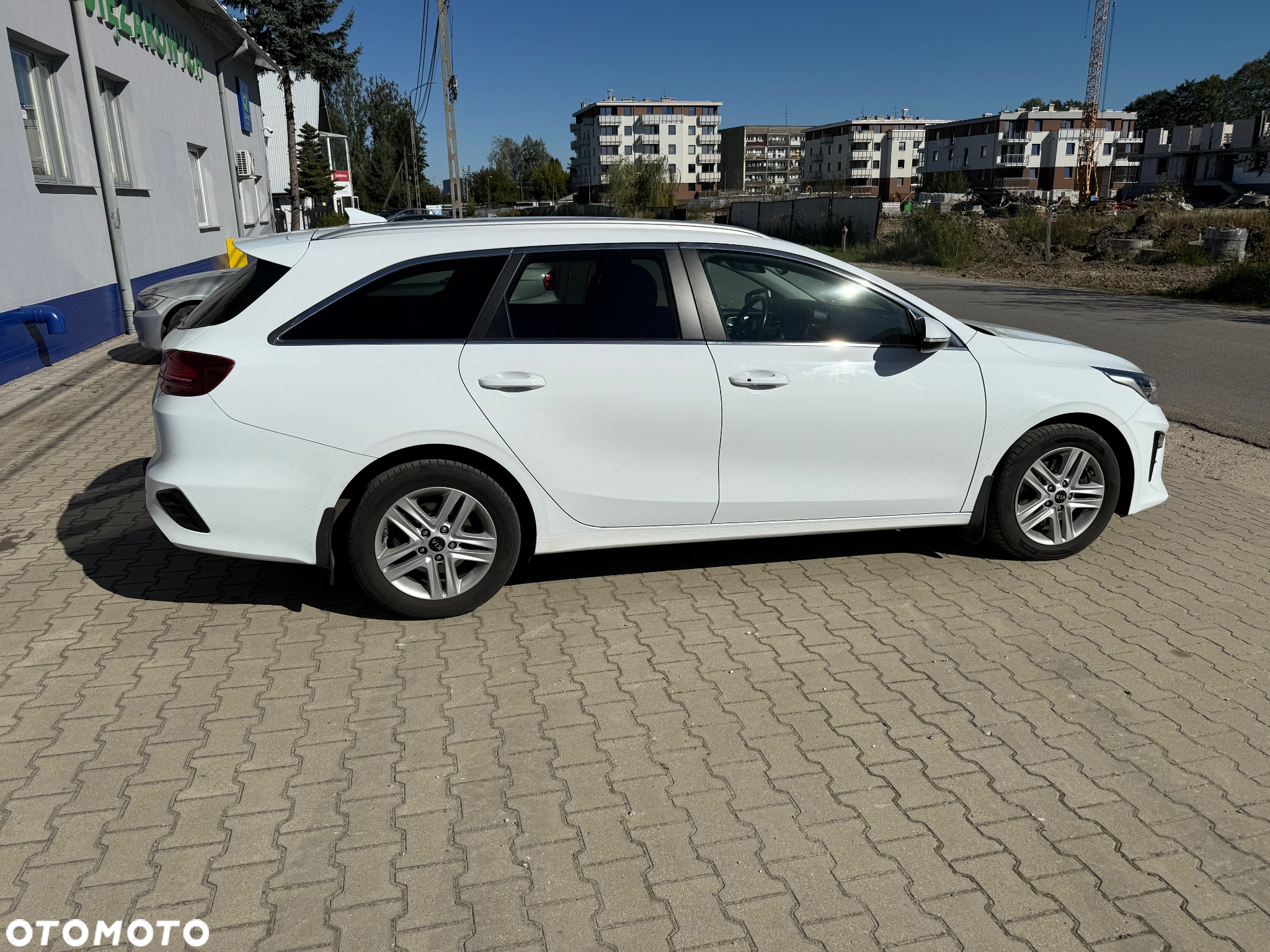 Kia Ceed - 4