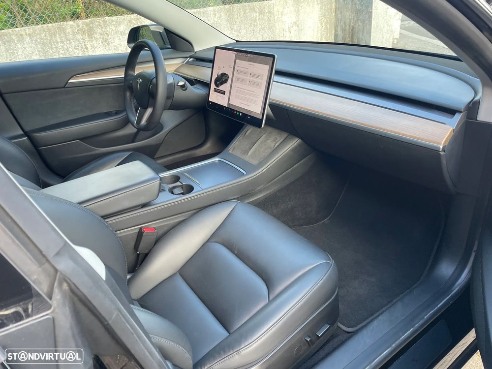 Tesla Model 3 RWD - 20