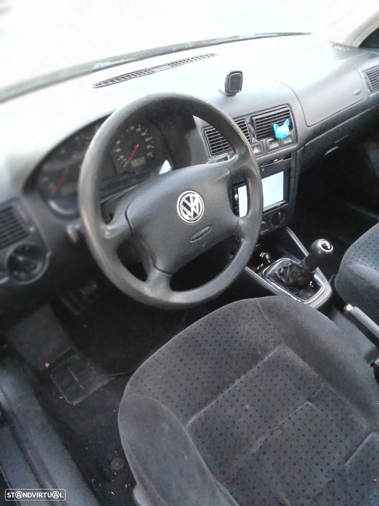 VW Golf 1.4i 25 Anos - 9