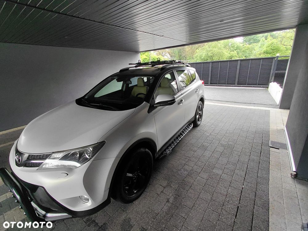 Toyota RAV4 2.0 D-4D Prestige - 1