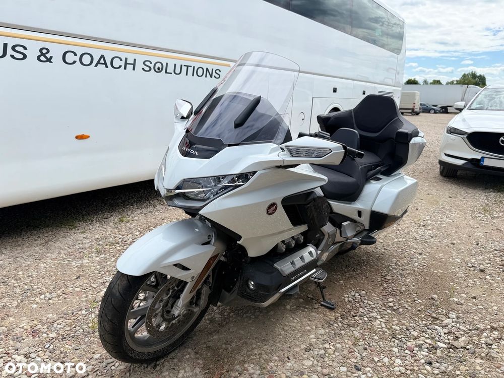 Honda GL - 6