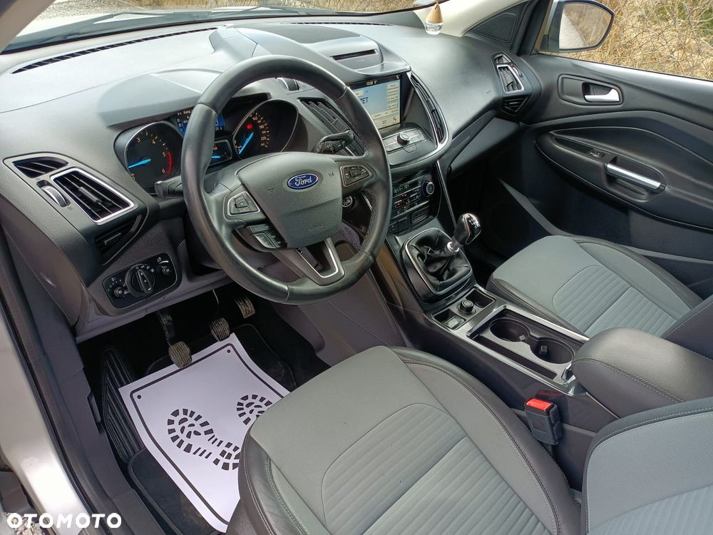 Ford Kuga 2.0 TDCi 2x4 Business Edition - 16