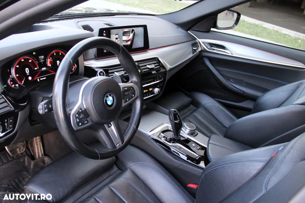 BMW Seria 5 520d xDrive AT - 13
