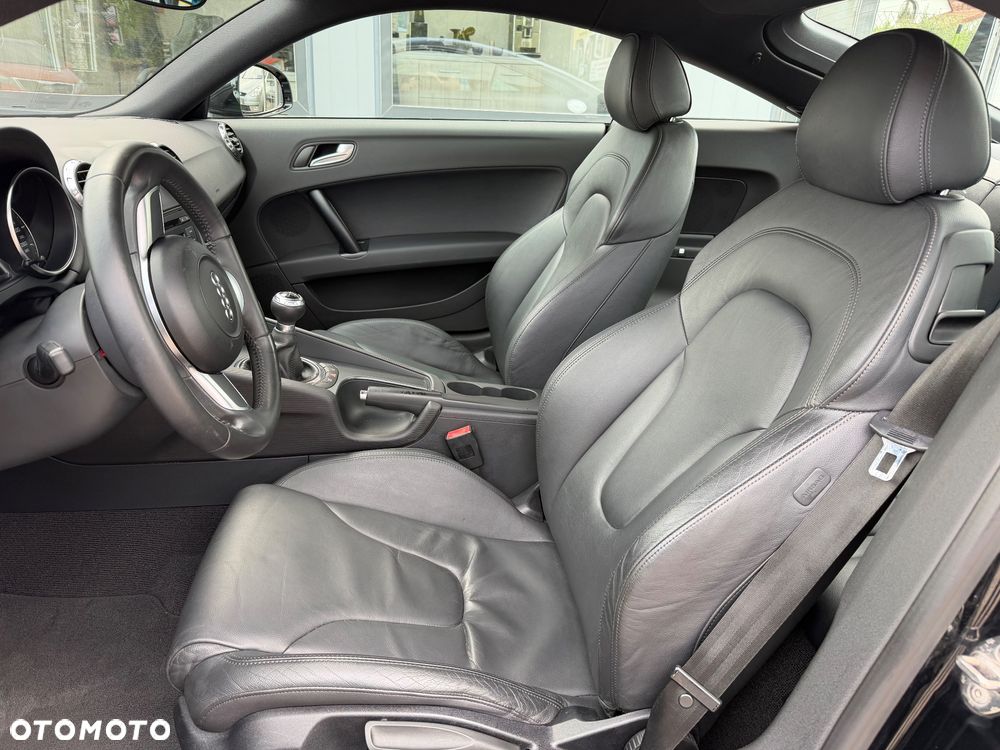 Audi TT Coupé - 15