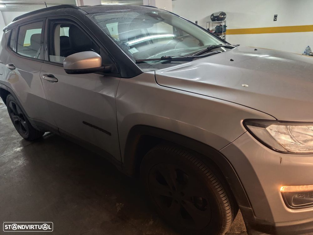 Jeep Compass 1.6 M-Jet Night Eagle — fotografia 10