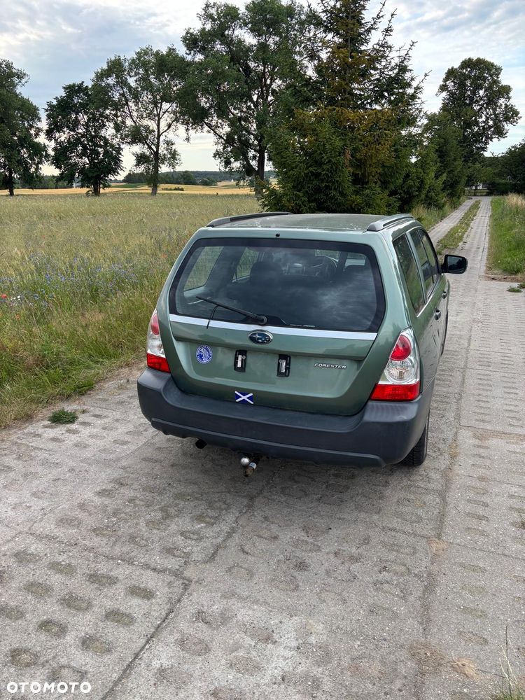 Subaru Forester 2.0X Plus - 4