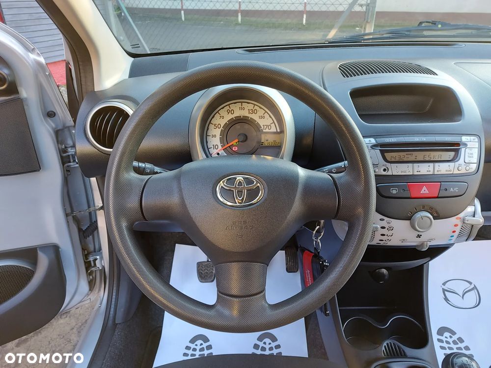 Toyota Aygo Cool&Go - 30