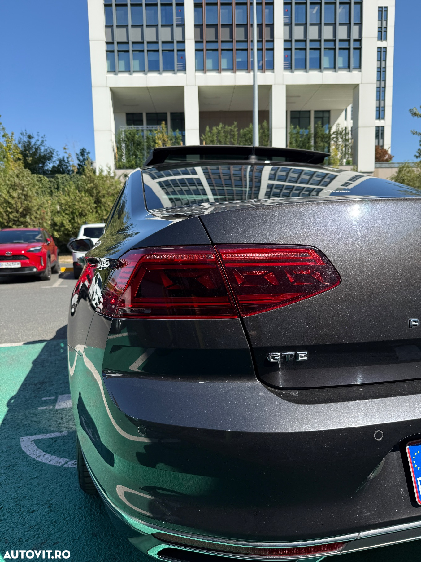 Volkswagen Passat - 5