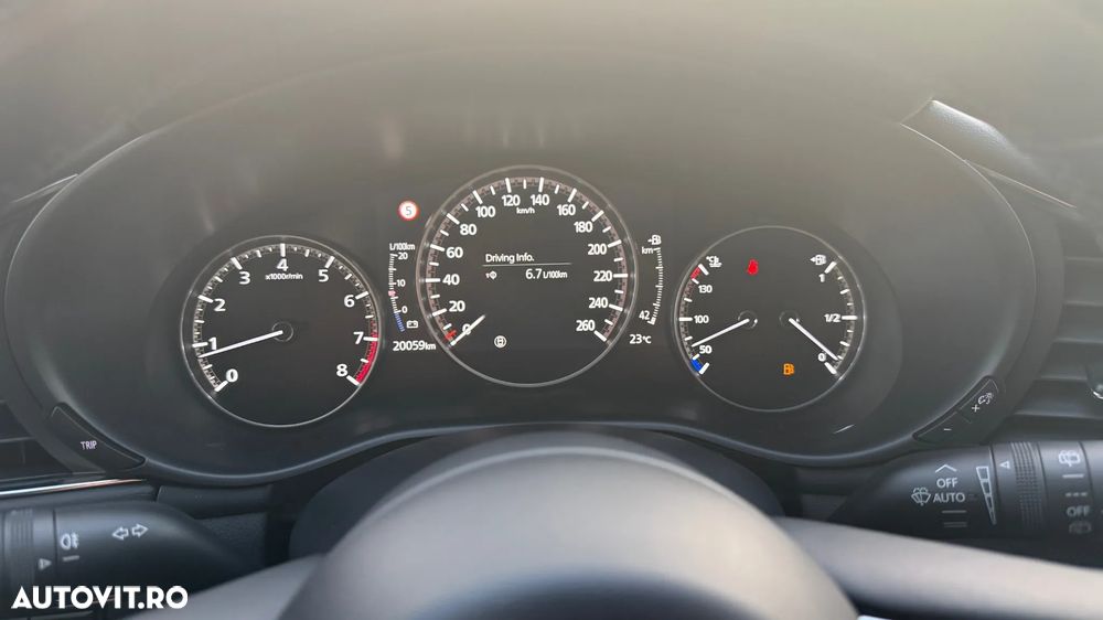 Mazda 3 - 8