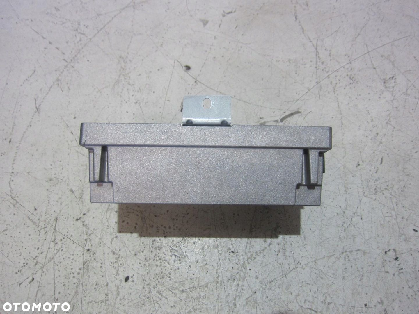BMW X3 F25 WZMACNIACZ HIFI 9257121 65122622680 65129348411 65129257121 - 4