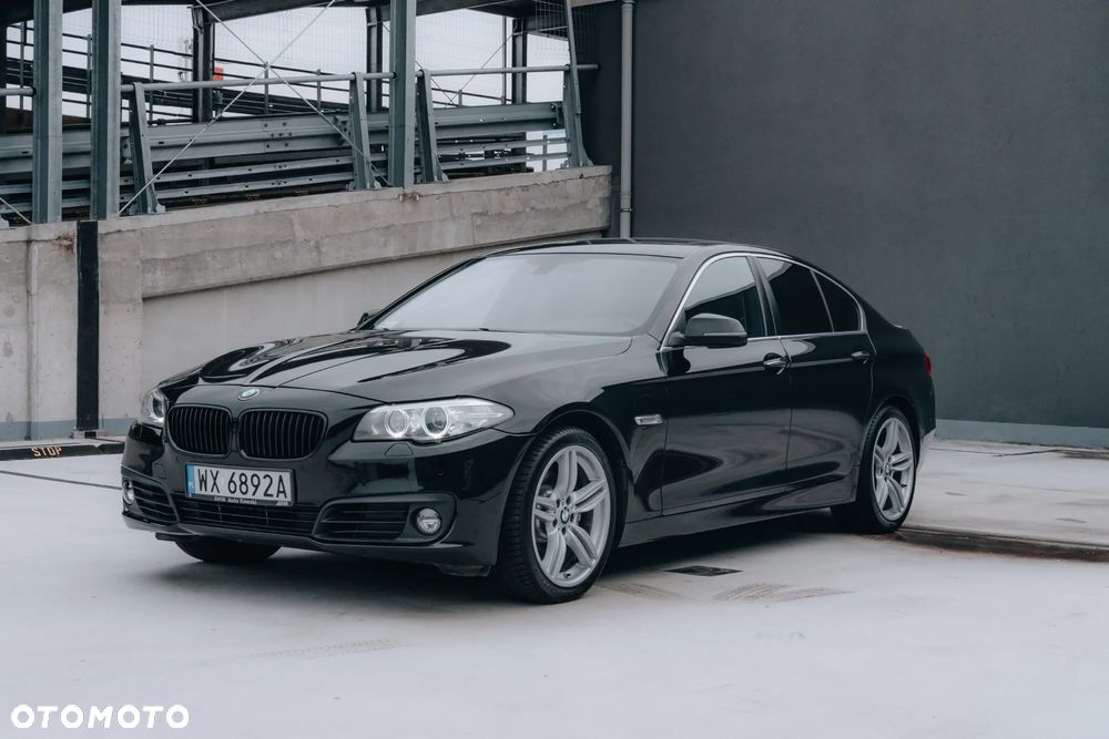 BMW Seria 5 528i xDrive - 6