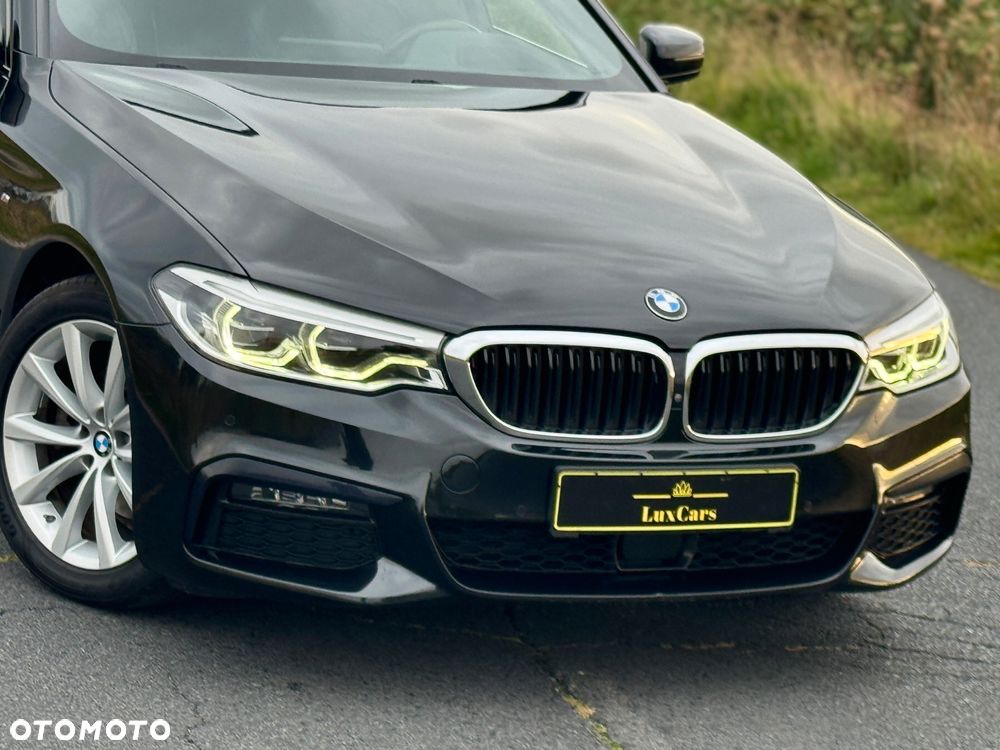 BMW Seria 5 520d Touring M Sport Edition - 4