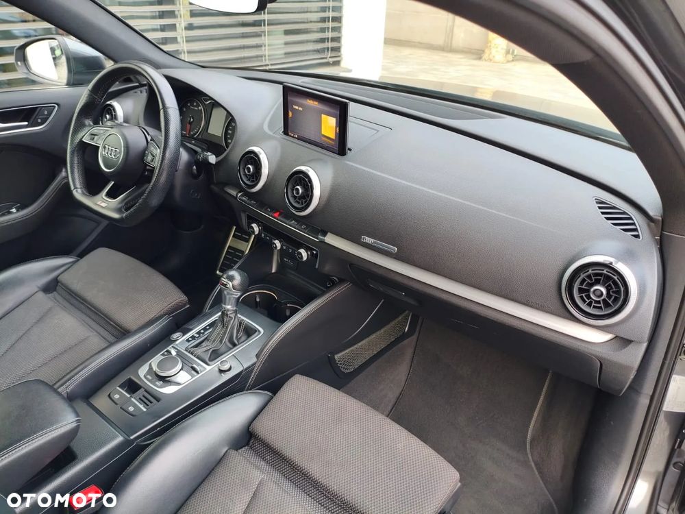 Audi A3 Sportback - 18