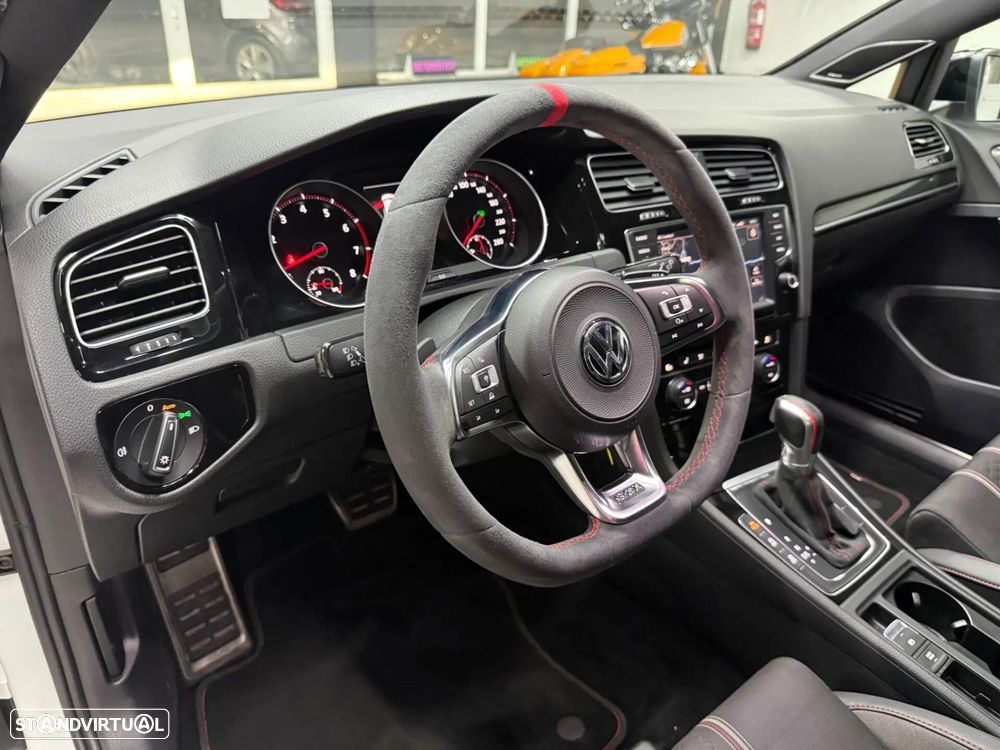 VW Golf GTI Clubsport DSG - 14
