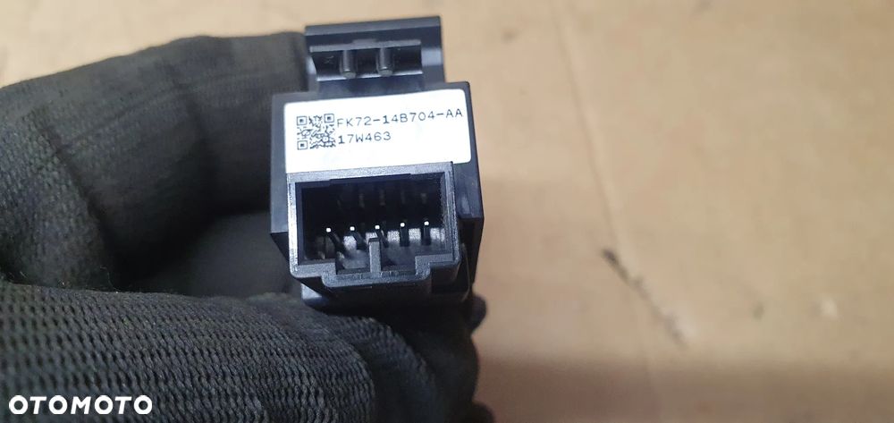 Panel przełącznik regulacji fotela prawy tył Land Rover Discovery Sport FK72-14B704-AA - 5