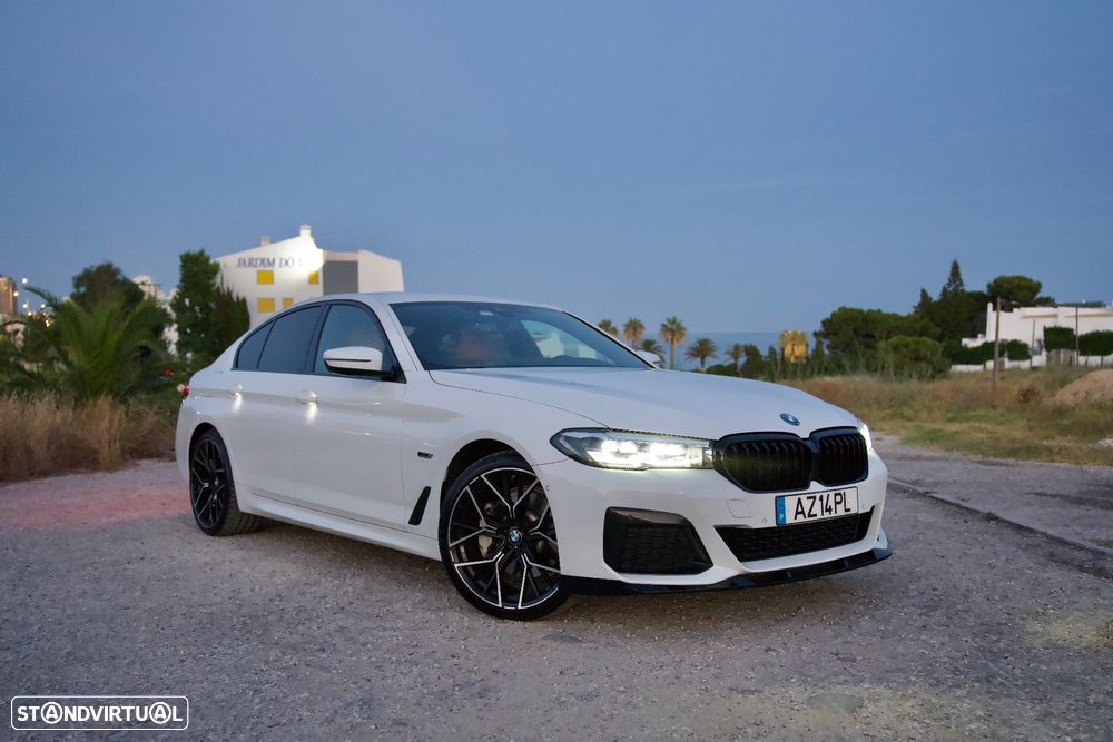 BMW 530 e Pack Desportivo M - 5