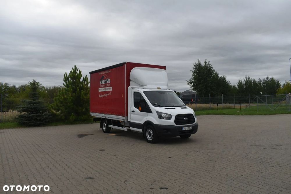 Ford Transit - 12