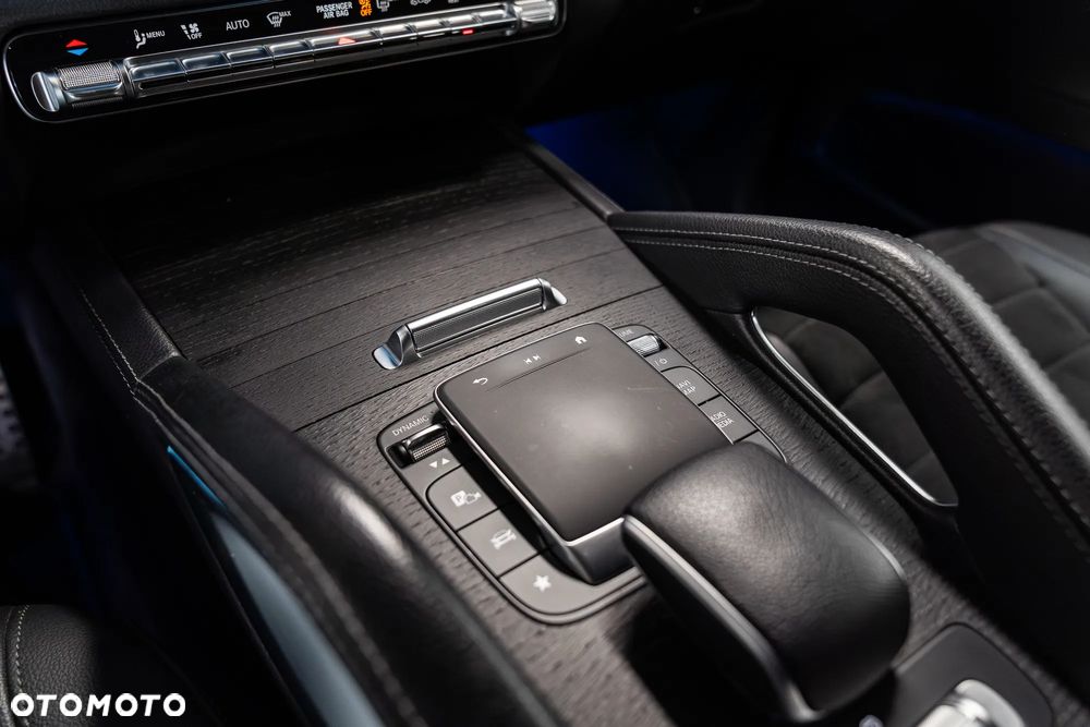 Mercedes-Benz GLE - 27