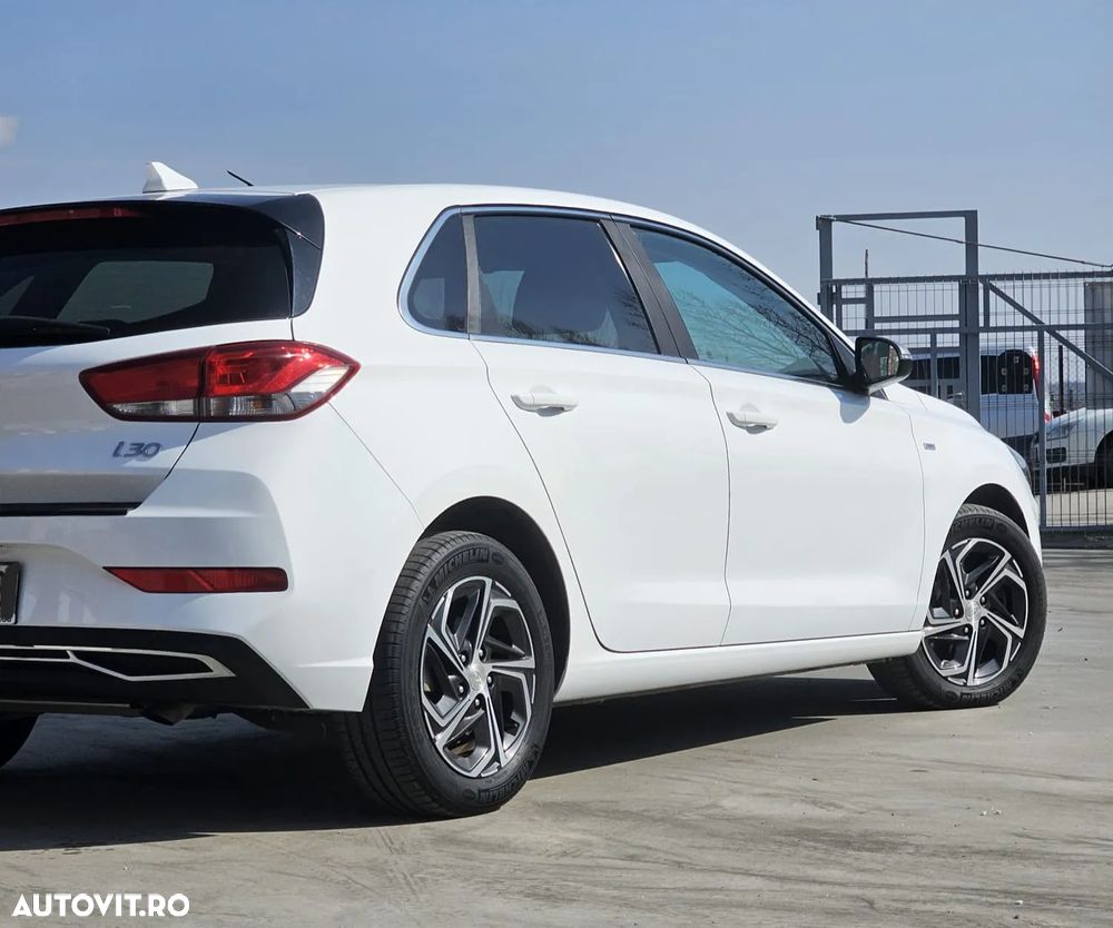 Hyundai i30 1.5 160CP MHEV 48V M/T Highway - 9