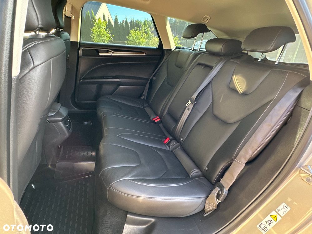 Ford Mondeo 2.0 TDCi PowerShift-Aut Allrad Titanium - 26